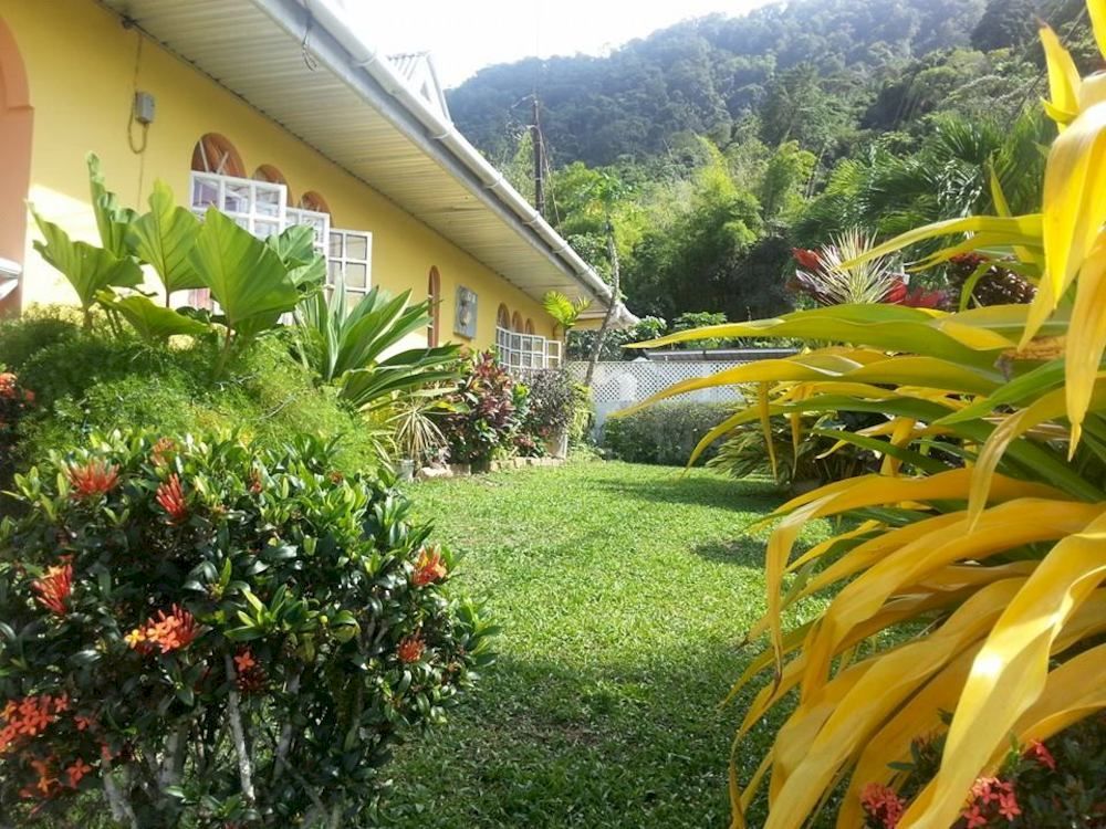 La Mamre Bed & Breakfast La Finette Exterior photo