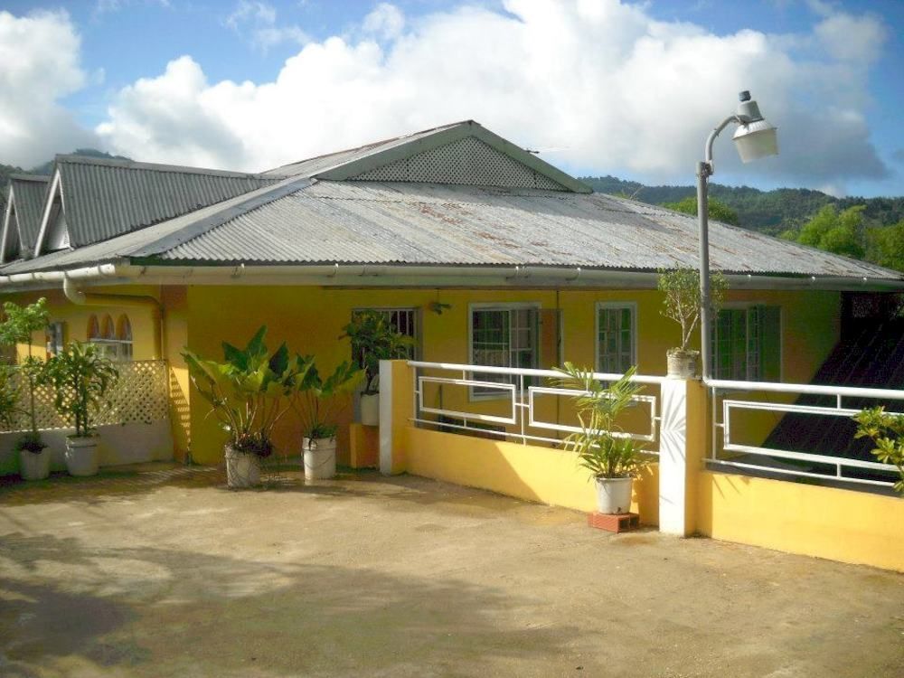 La Mamre Bed & Breakfast La Finette Exterior photo